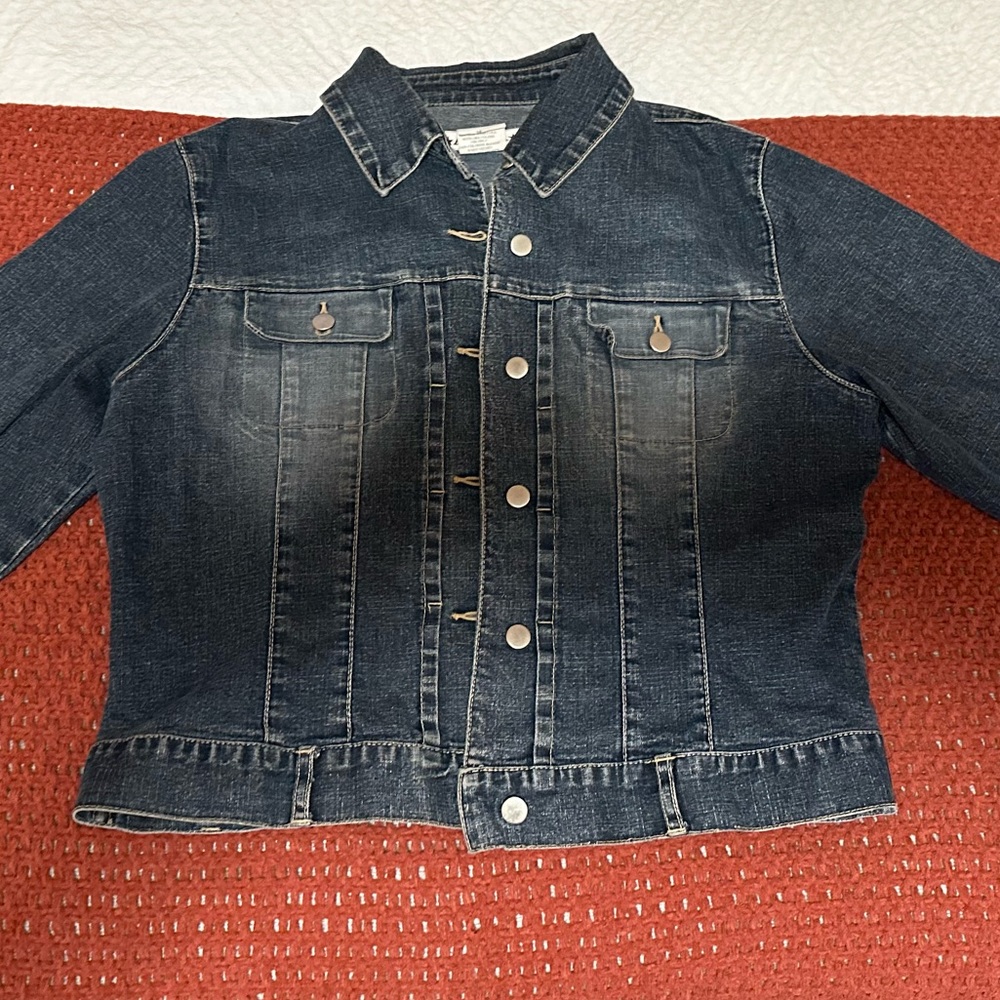 ⭐️ AMI ⭐️ Jean Jacket - classic with some stretch for comfort - size M - Denim